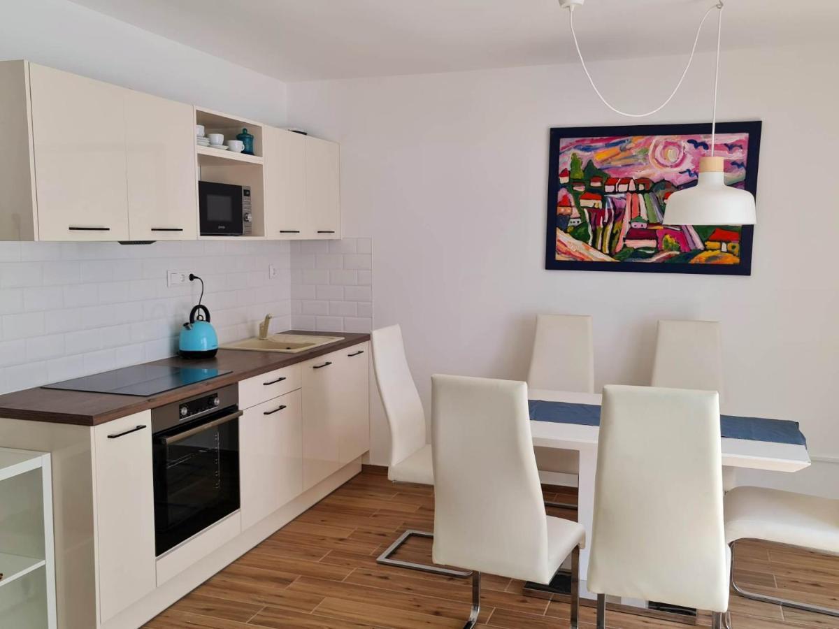 Szondi Corner Apartman Budapeste Exterior foto