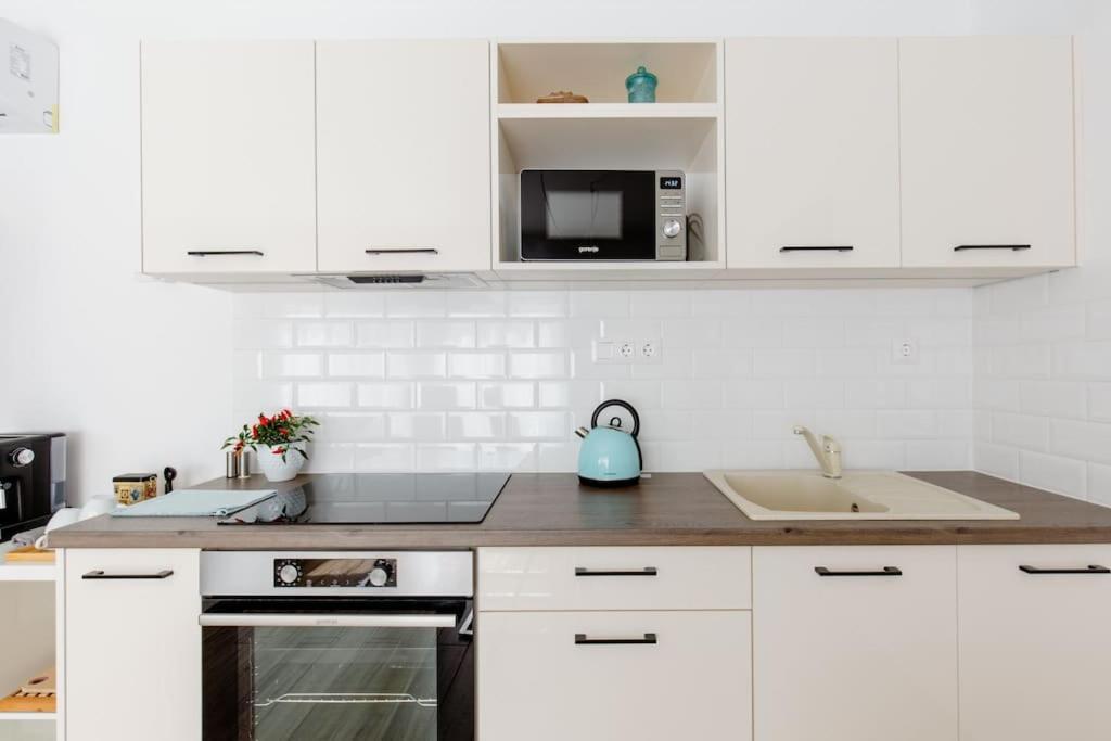 Szondi Corner Apartman Budapeste Exterior foto