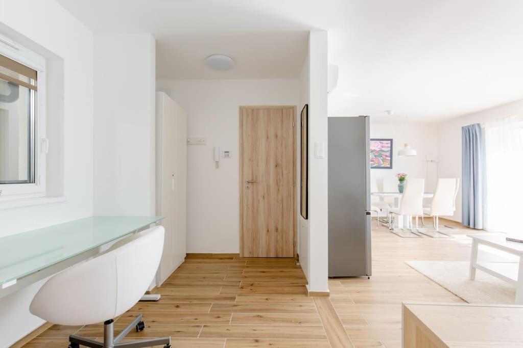 Szondi Corner Apartman Budapeste Exterior foto